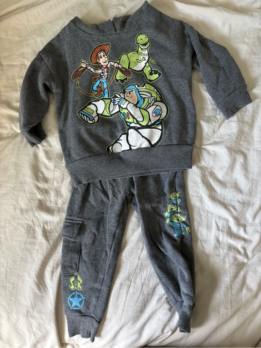Disney Toy Story Grey Sweatshirt & Joggers Set  2T Woody Buzz Lightyear Aliens